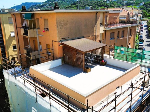 appartamento in vendita a Spotorno in zona Prelo