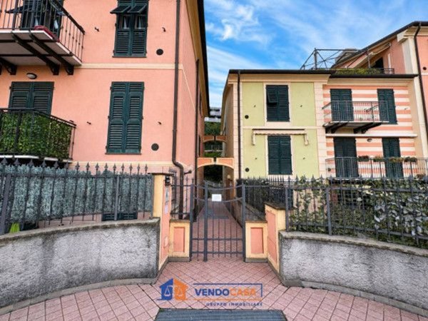 negozio in vendita a Spotorno in zona Prelo