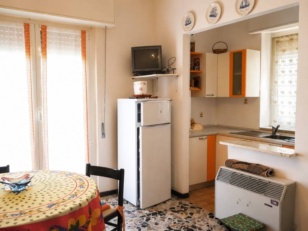 appartamento in vendita a Spotorno in zona Prelo
