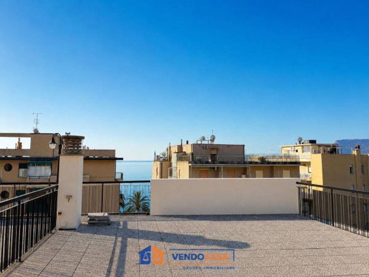appartamento in vendita a Spotorno in zona Prelo
