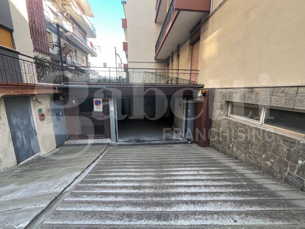 box auto in vendita a Spotorno in zona Prelo