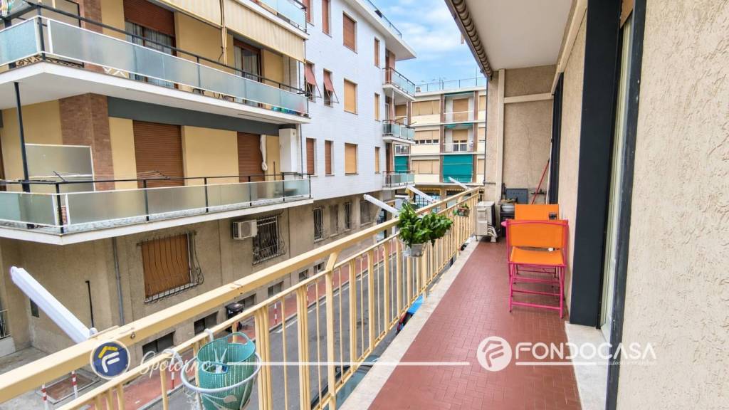 appartamento in vendita a Spotorno in zona Prelo