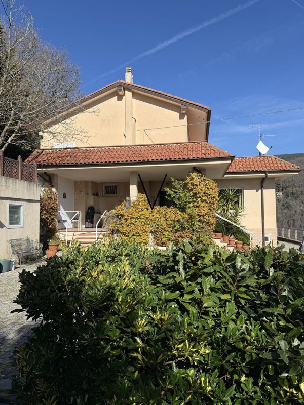 casa indipendente in vendita a Stella