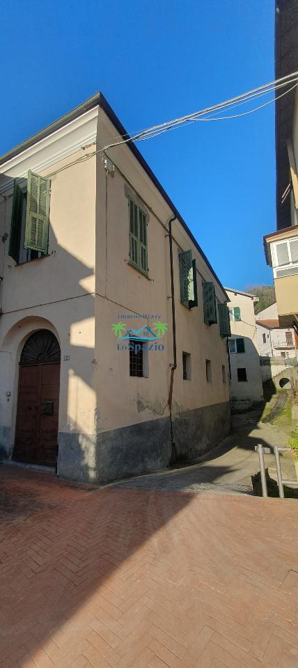 casa indipendente in vendita a Stellanello in zona Rossi