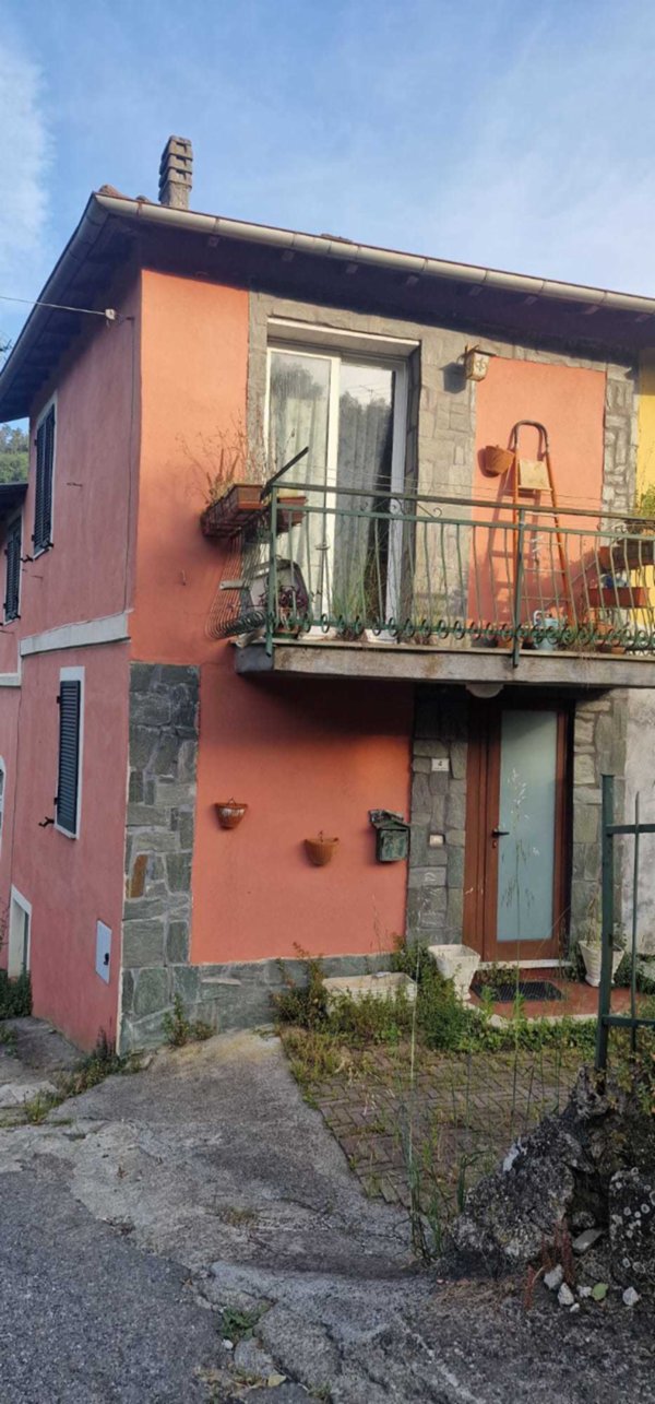 casa indipendente in vendita a Stellanello
