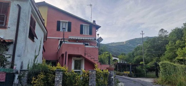 casa semindipendente in vendita a Stellanello