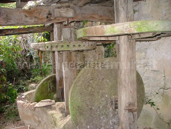 casale in vendita a Stellanello