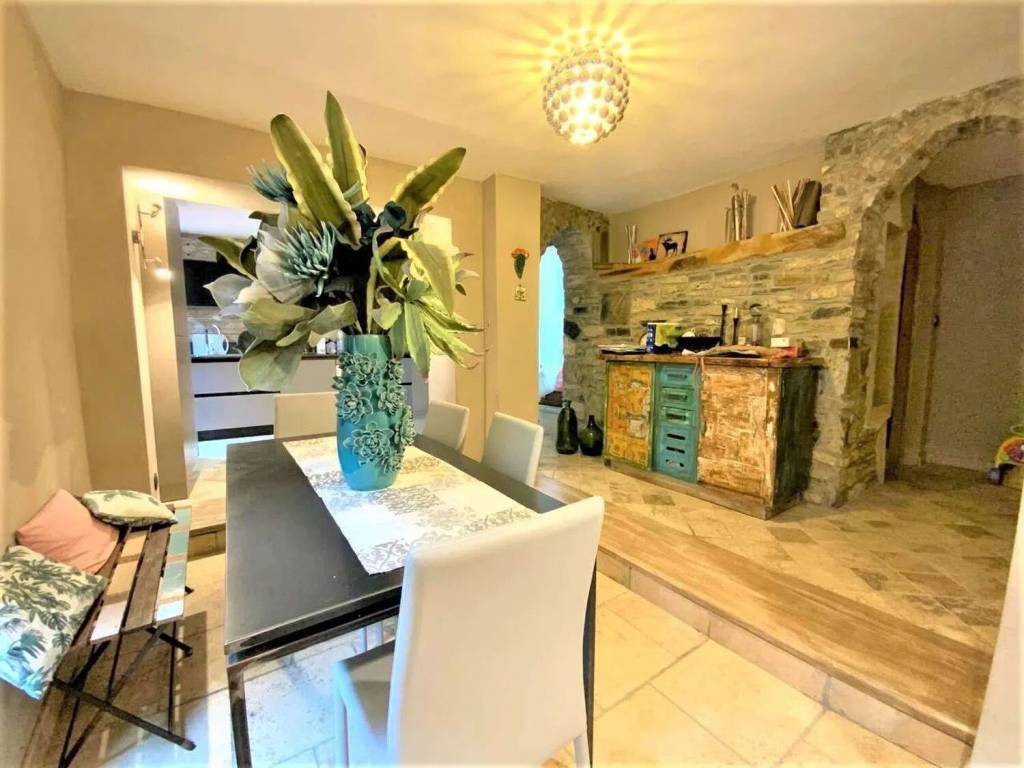 casa indipendente in vendita a Stellanello in zona Villarelli