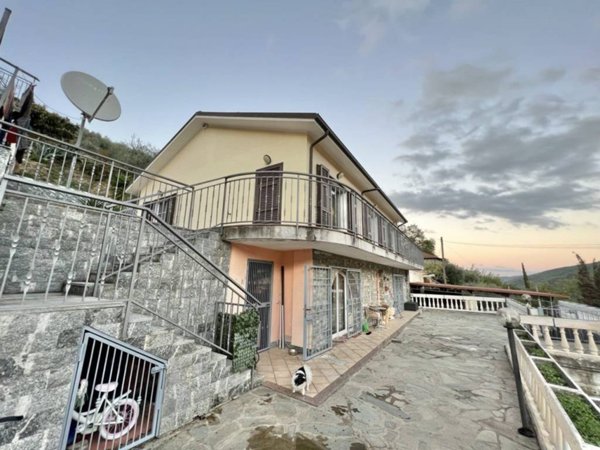 casa indipendente in vendita a Stellanello in zona Rossi