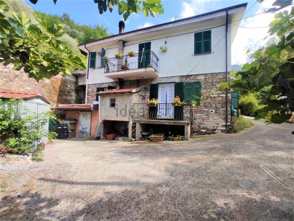 casa semindipendente in vendita a Stellanello