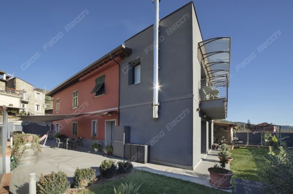 casa indipendente in vendita a Stellanello in zona Rossi