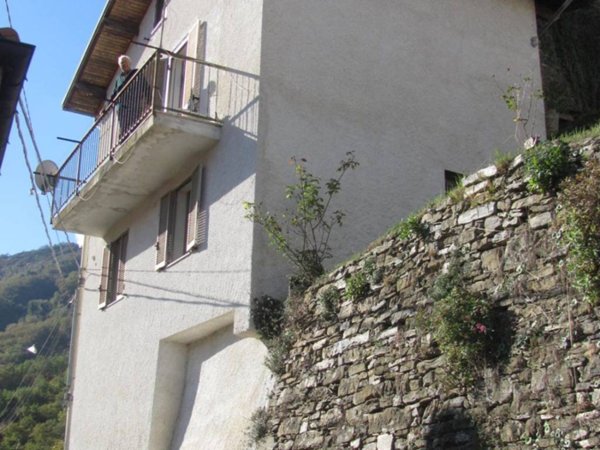 appartamento in vendita a Testico in zona Ginestro