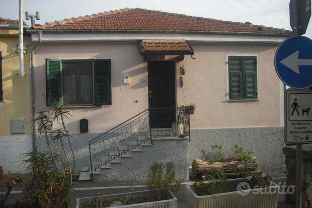 casa indipendente in vendita a Testico