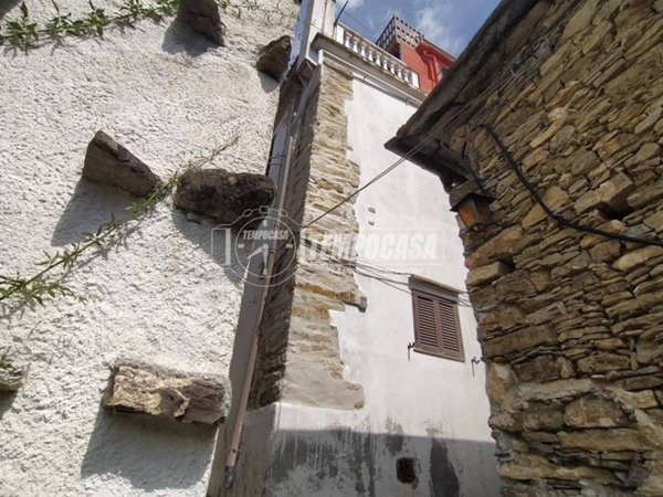 appartamento in vendita a Testico in zona Ginestro