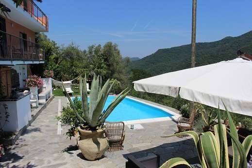 casa indipendente in vendita a Testico