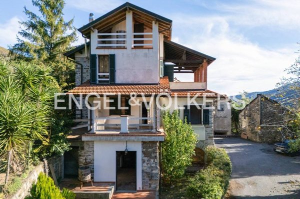 casa indipendente in vendita a Testico