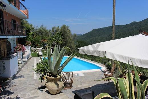 casa indipendente in vendita a Testico