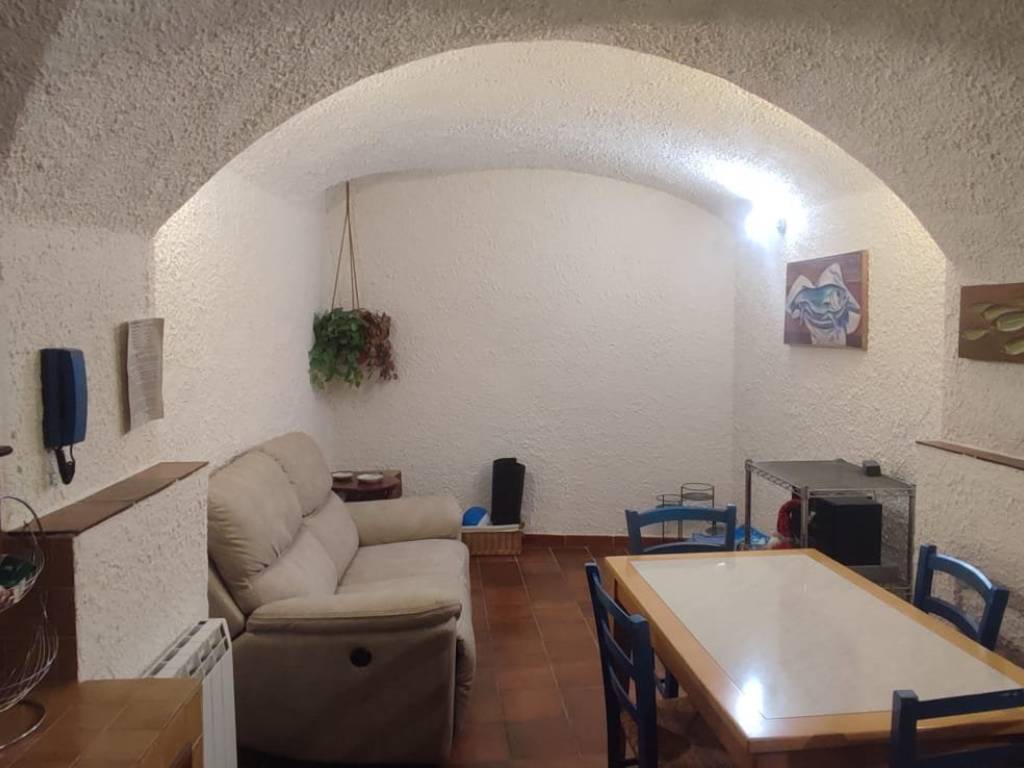 appartamento in vendita a Toirano
