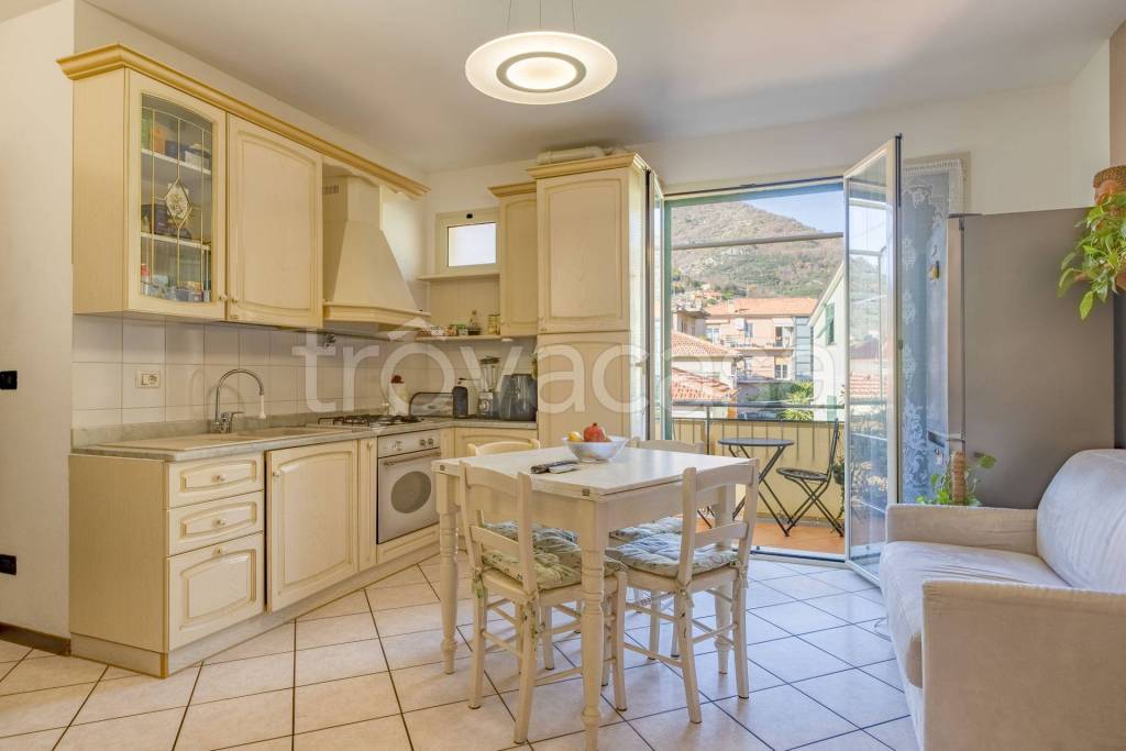 appartamento in vendita a Toirano