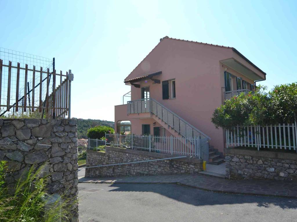 appartamento in vendita a Toirano