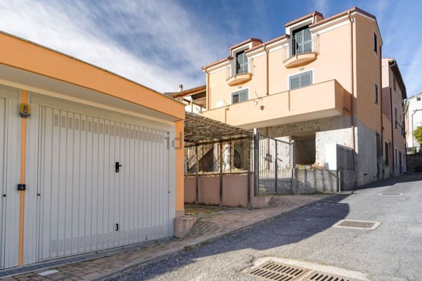 appartamento in vendita a Toirano