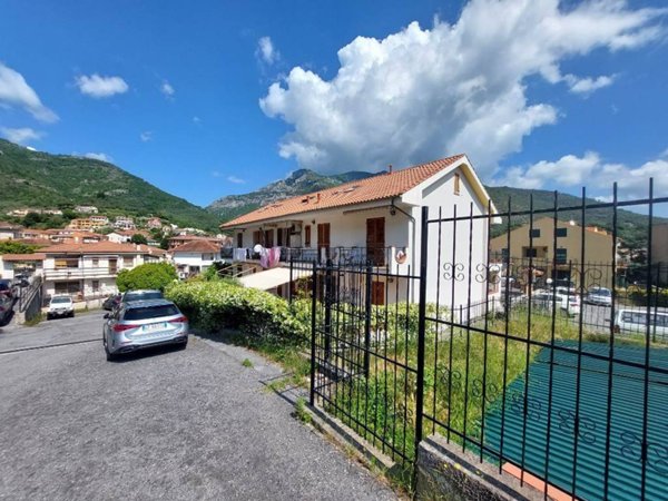 appartamento in vendita a Toirano