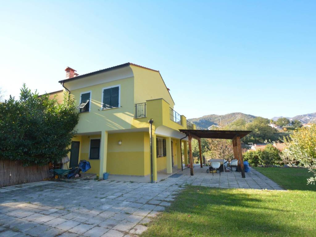 appartamento in vendita a Toirano