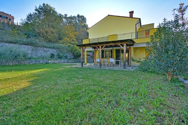 casa indipendente in vendita a Toirano