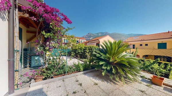 appartamento in vendita a Toirano