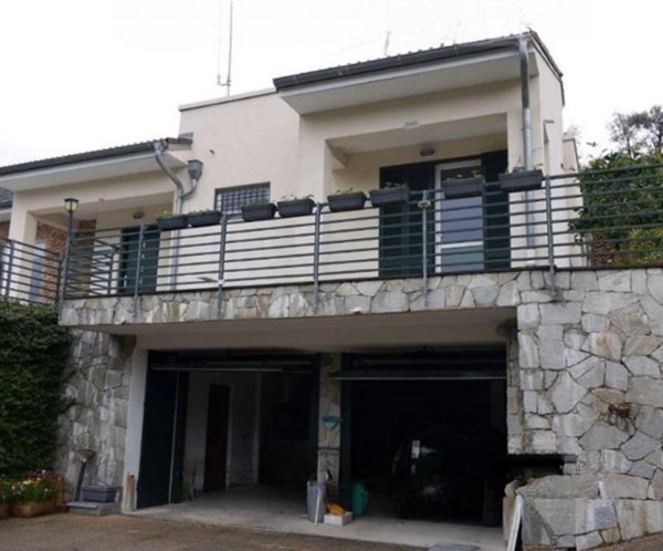 casa indipendente in vendita a Toirano