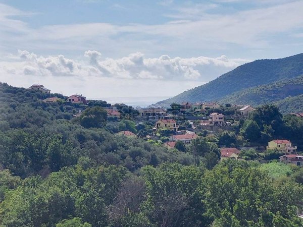 appartamento in vendita a Toirano