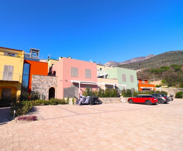 appartamento in vendita a Toirano