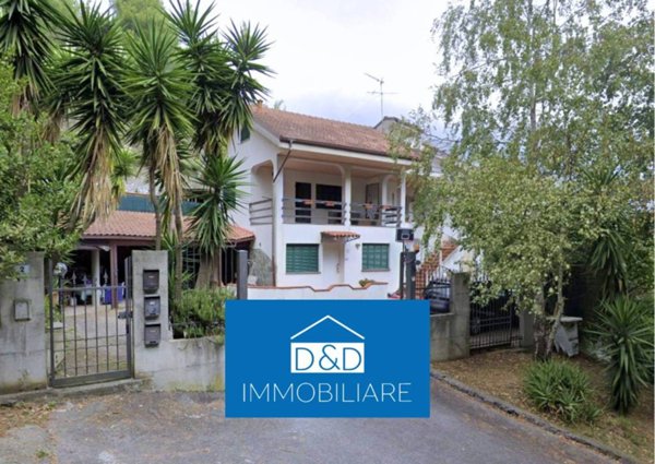 casa indipendente in vendita a Toirano