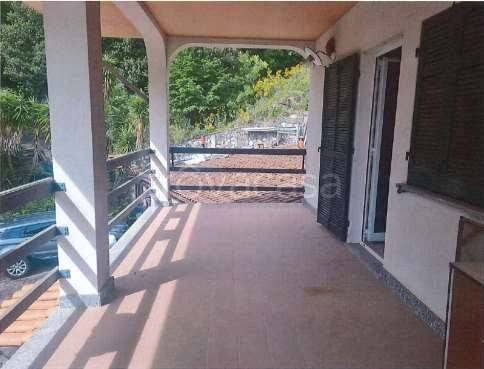 casa indipendente in vendita a Toirano