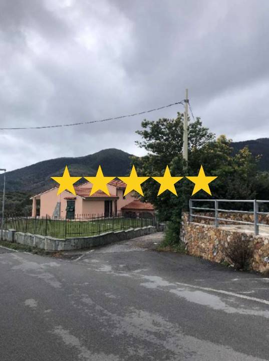 casa indipendente in vendita a Toirano