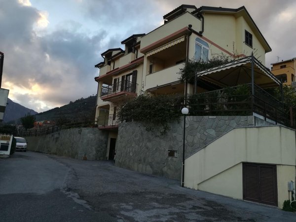 appartamento in vendita a Toirano