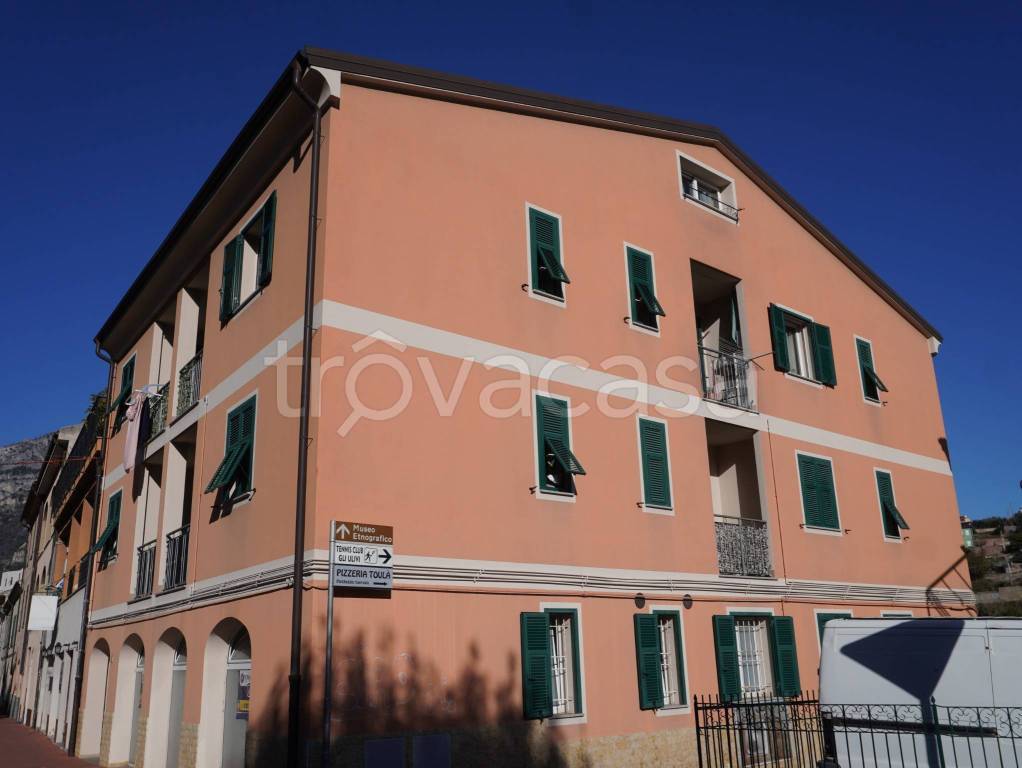 appartamento in vendita a Toirano