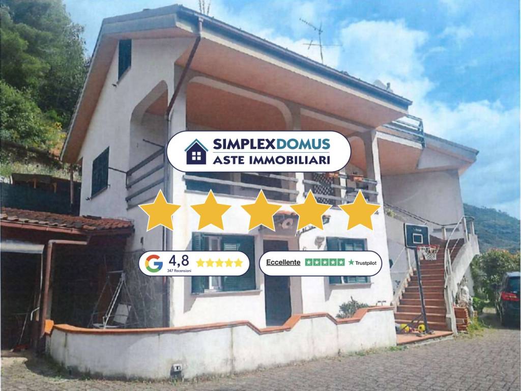 casa indipendente in vendita a Toirano