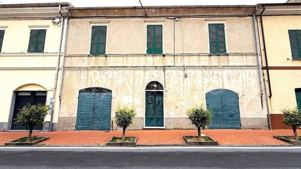 appartamento in vendita a Toirano