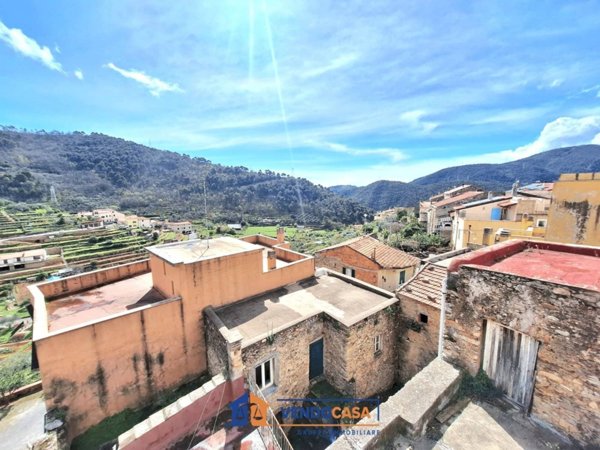casa indipendente in vendita a Tovo San Giacomo
