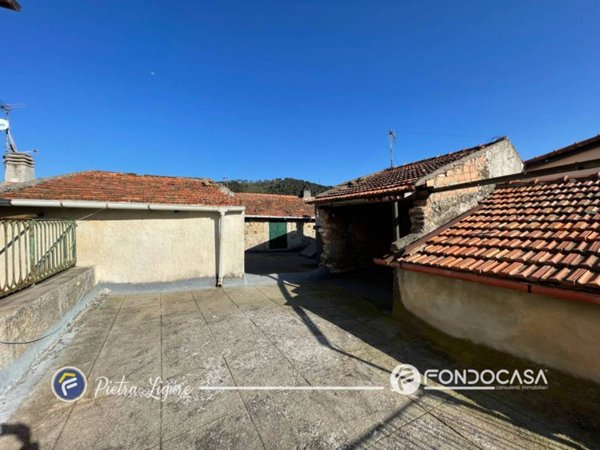 casa indipendente in vendita a Tovo San Giacomo