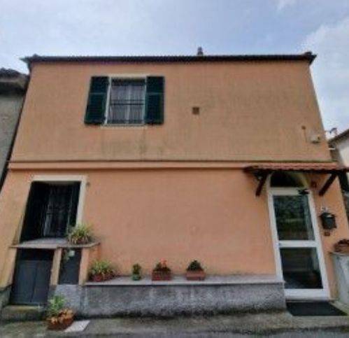casa indipendente in vendita a Tovo San Giacomo