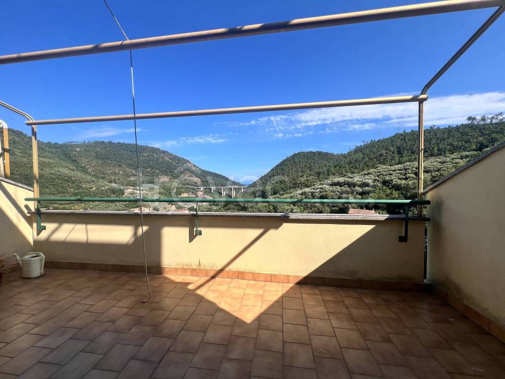casa indipendente in vendita a Tovo San Giacomo