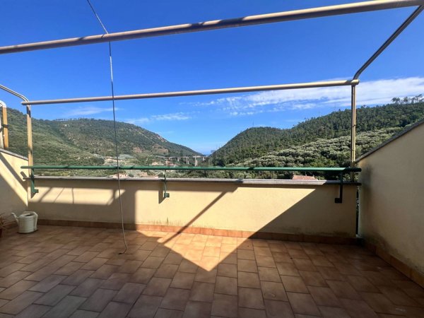 casa indipendente in vendita a Tovo San Giacomo