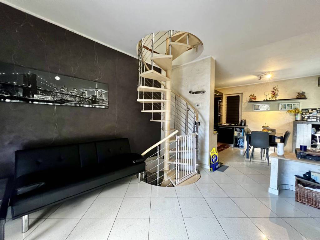 casa semindipendente in vendita a Tovo San Giacomo