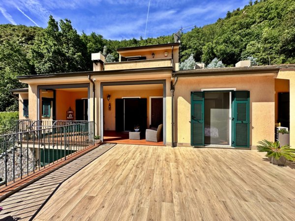 casa indipendente in vendita a Tovo San Giacomo