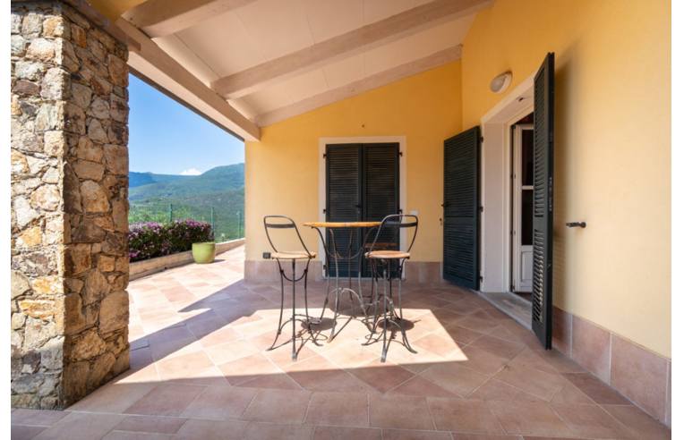 casa indipendente in vendita a Tovo San Giacomo