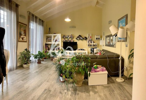 casa indipendente in vendita a Tovo San Giacomo