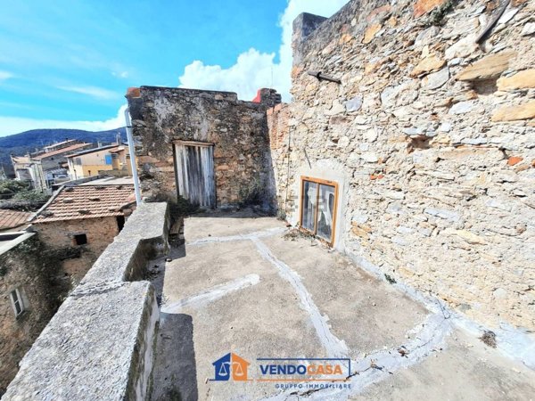 casale in vendita a Tovo San Giacomo