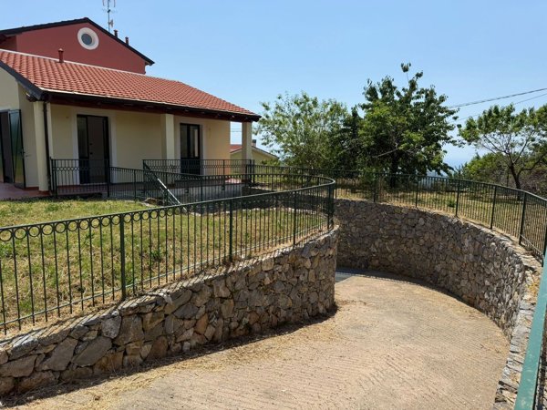 casa indipendente in vendita a Tovo San Giacomo in zona Bardino Vecchio